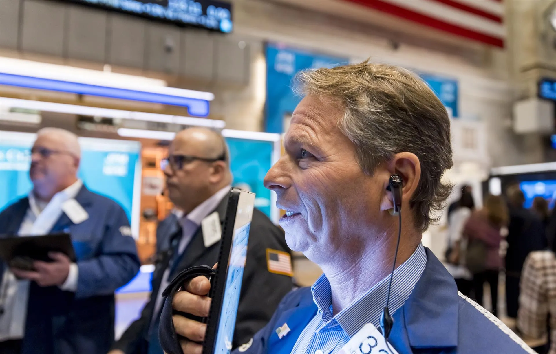 Wall Street Abre En Mixto Y El Dow Jones Sube Un 0 19 Acento