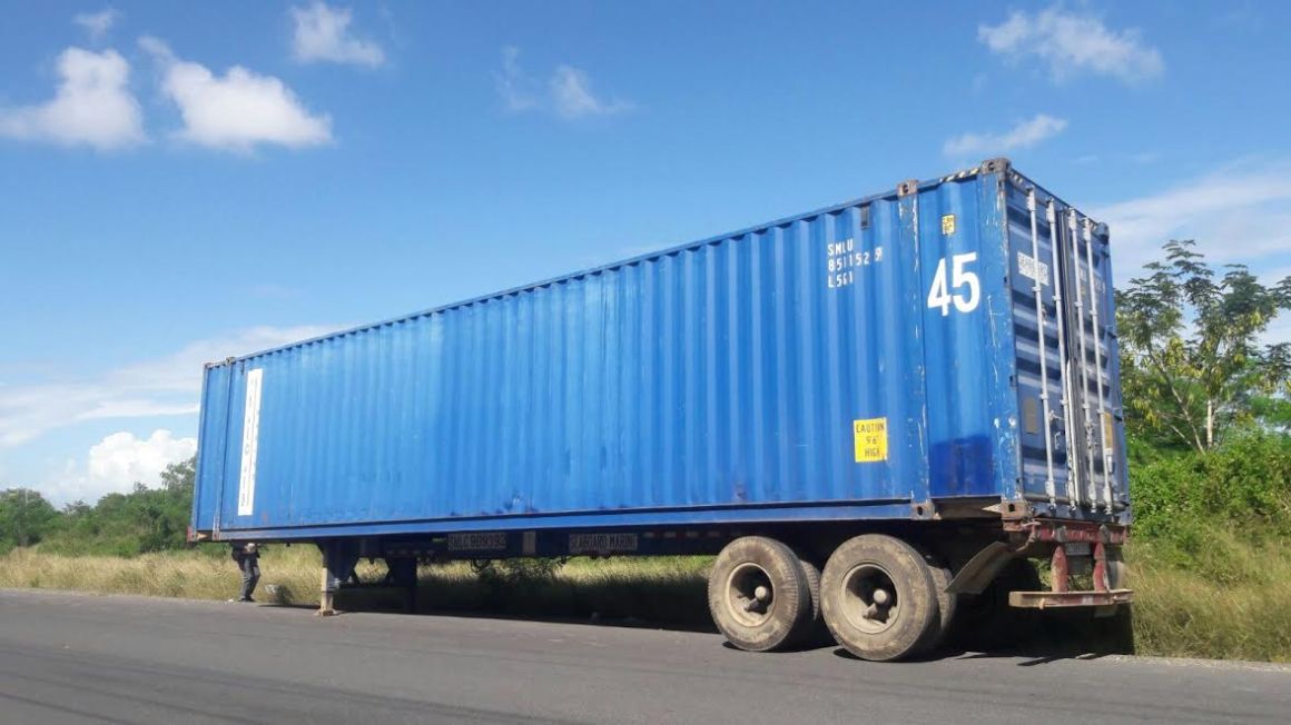Aduanas informa encapuchados asaltaron furgón con 1,163 televisores en el puerto de Boca Chica