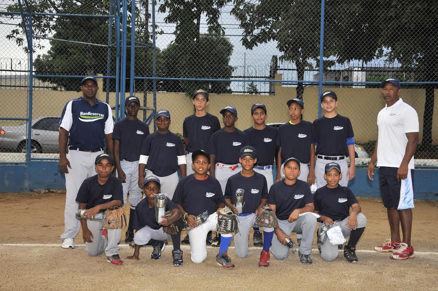 Liga de beisbol infantil Banreservas gana  torneo amistoso contra Los Mulitos de Puerto Rico