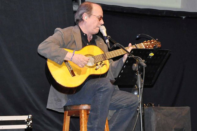 Cantautor cubano Silvio Rodríguez cantará de nuevo en República Dominicana