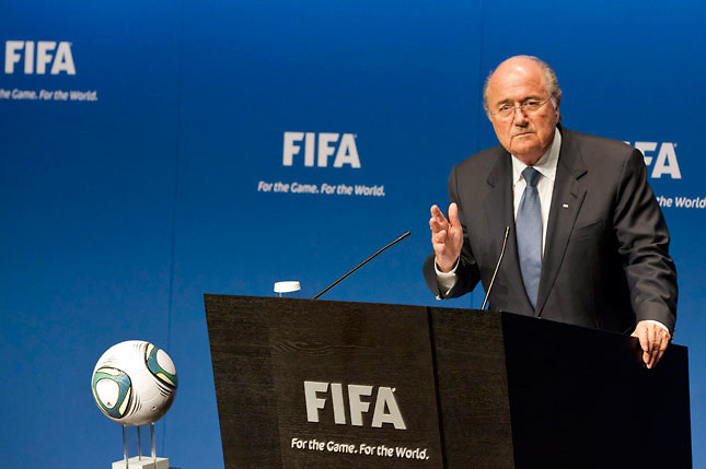 New York Times pide destitución de Blatter por escándalo corrupción FIFA
