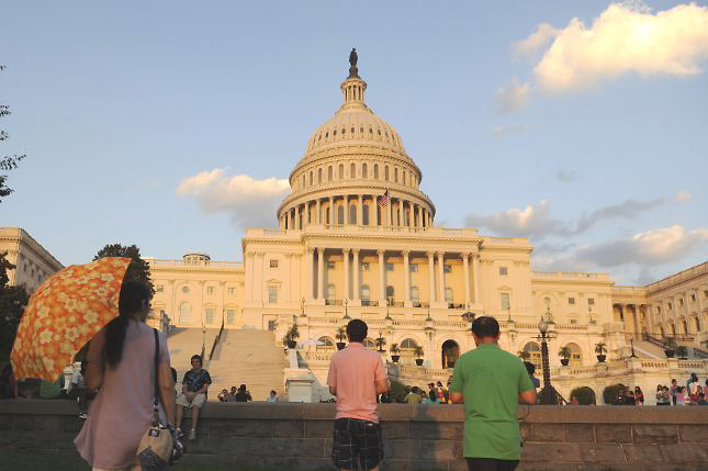 Senadores presentan ante Congreso de EEUU una ley para permitir viajes a Cuba