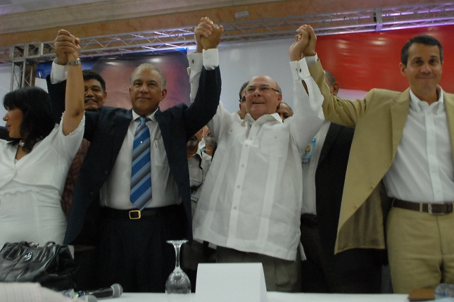 Andrés Bautista asegura son normales aspiraciones presidenciales dentro del PRM