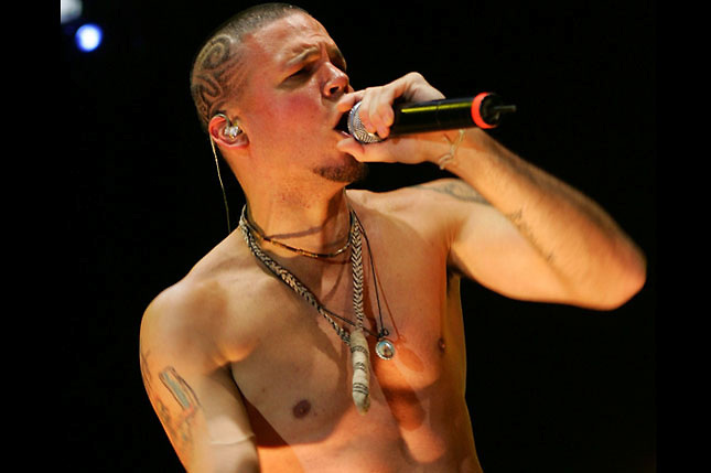 Residente, Calle 13: Solo Galeano me atrajo siendo niño con déficit atención