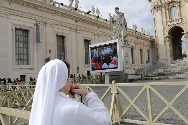 Iglesia católica guarda “silencio” ante alumbramiento de monja en claustro en Italia