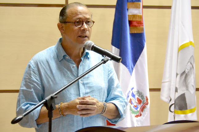 Ministro de Cultura impulsa construcción de un Centro de Bellas Artes en Santo Domingo Este