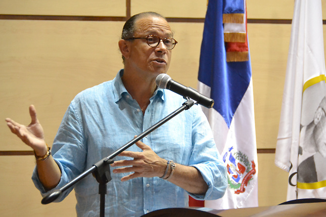 Feria del libro dispondrá de espacios para exposición y debate de variados temas literarios