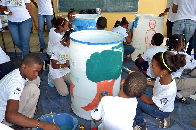 Gobierno dominicano gana elogio de la OEI por su labor en Educación