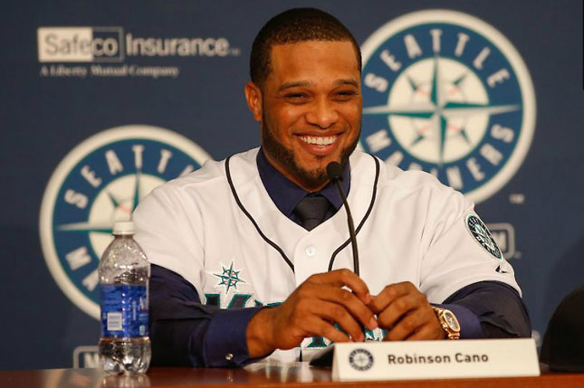 Canó silencia abucheos con dos jonrones contra su exequipo de los Yanquis.