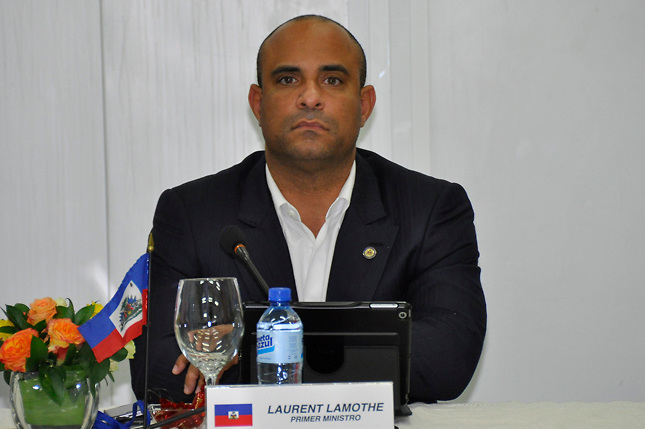 Renuncia de Lamothe pone al desnudo crisis gobernabilidad en Haití