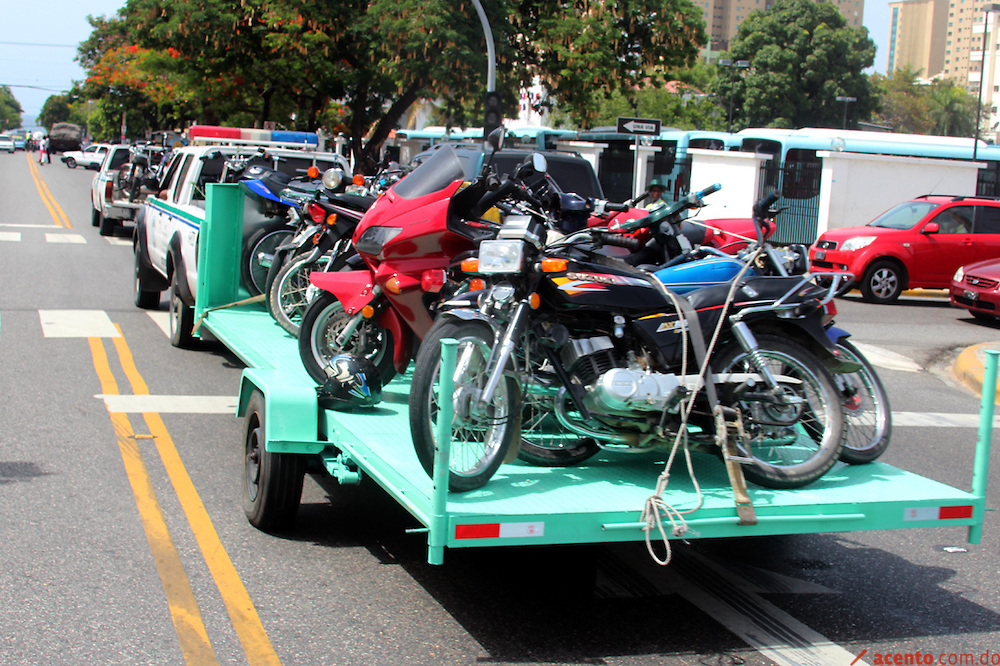 AMET estrena nueva modalidad de remolque de motores sin placa que circulan por vías públicas