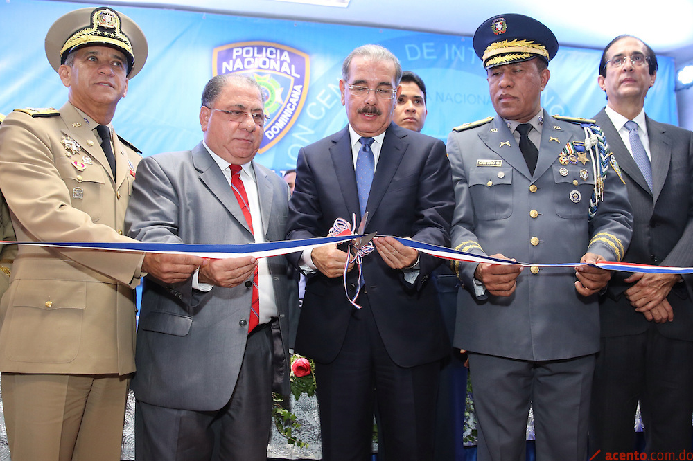 Presidente encabeza apertura Centro de Inteligencia contra Crimen Organizado PN