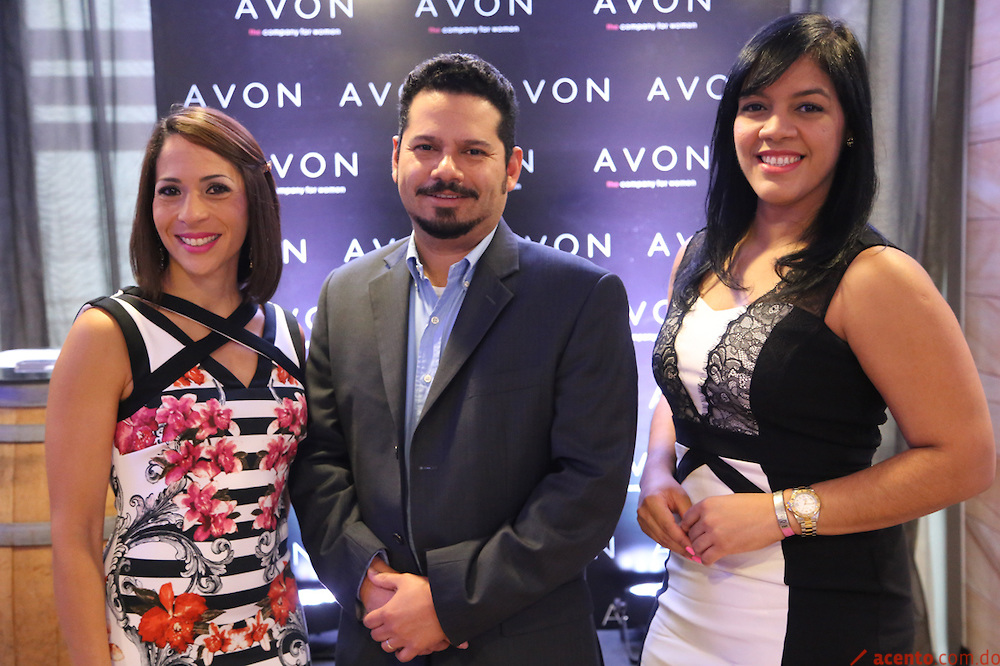 Avon Dominicana celebra Día de los Padres entre vinos y fragancias