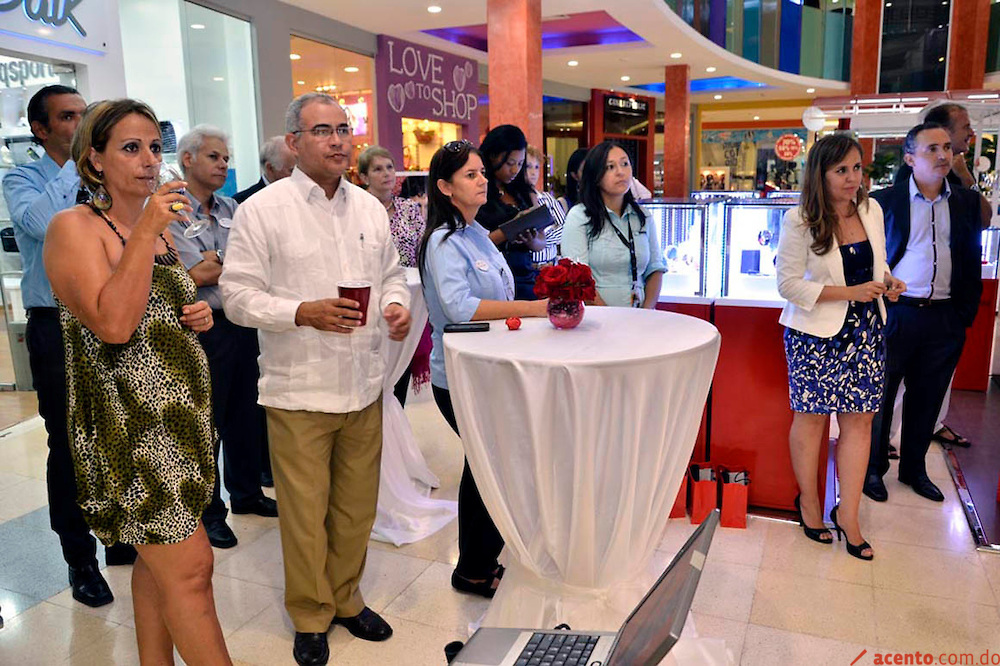 Representante relojes Viceroy inaugura su octavo punto de venta en la plaza San Juan de Punta Cana