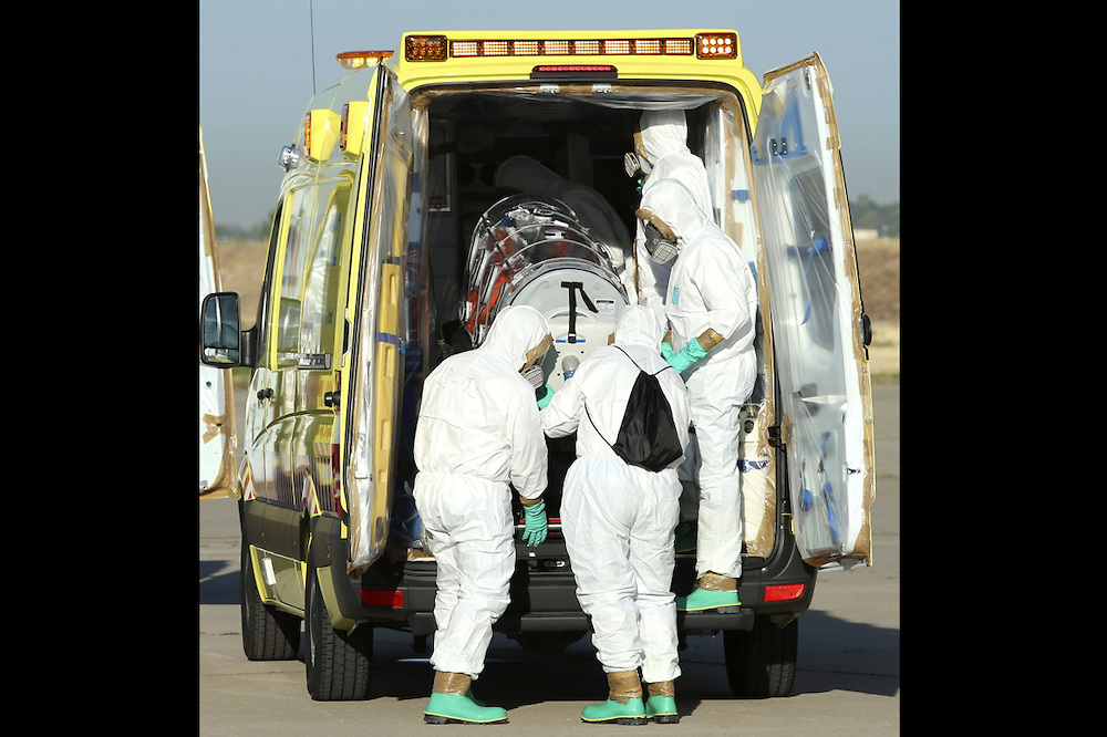 Autoridades de Nueva York defienden controles especiales para prevenir ébola