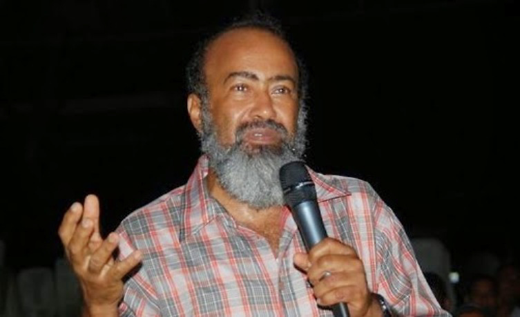“Danilo carece de valentía, de hombría y de pantalones para dirigir esta nación”, afirma sacerdote