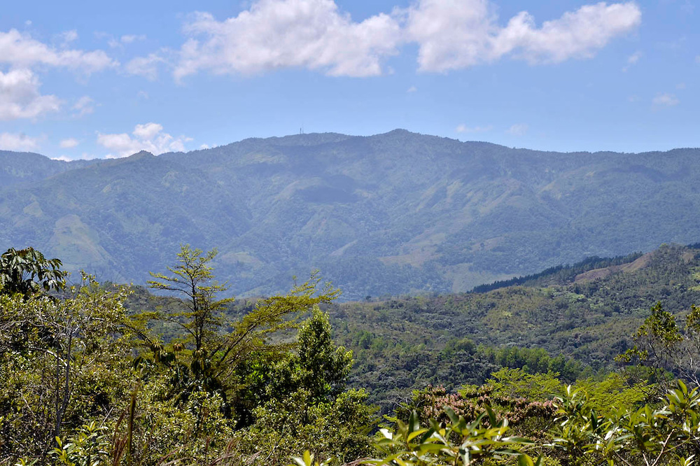 IDAC informa avistan aeronave en la cordillera Central