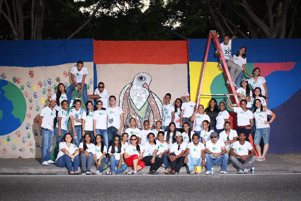 Presentan mural Colegio Don Bosco que promociona los valores y la protección del medioambiente