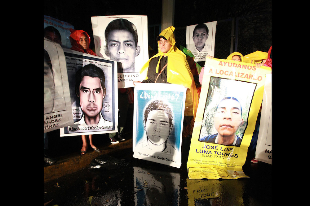 Fiscalía México concluye 43 estudiantes fueron asesinados y quemados