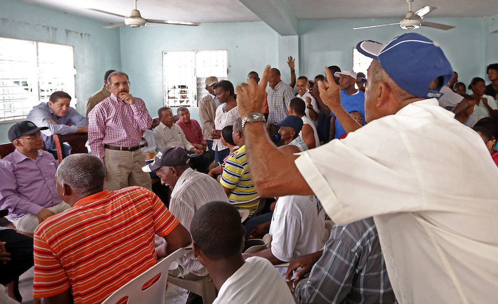 Presidente exhorta a honrar a Duarte continuando su obra