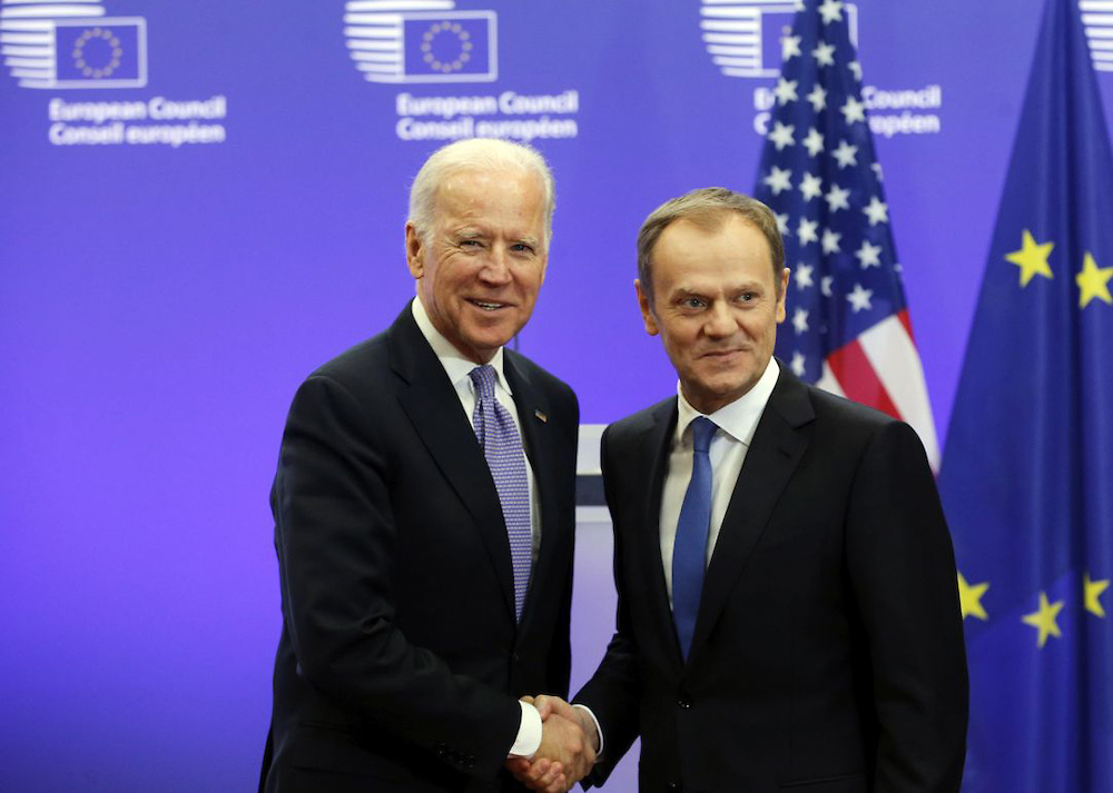 Biden dice Ucrania lucha por sobrevivir ante Rusia