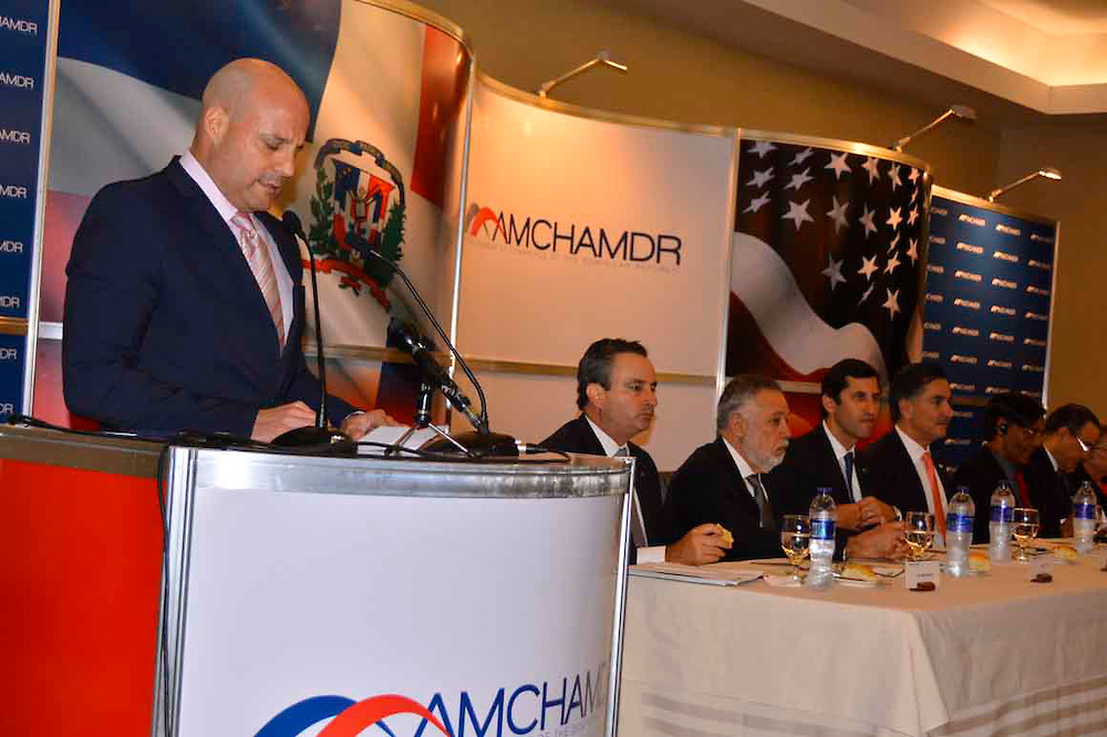 Almuerzo de la Cámara americana de Comercio, imágenes
