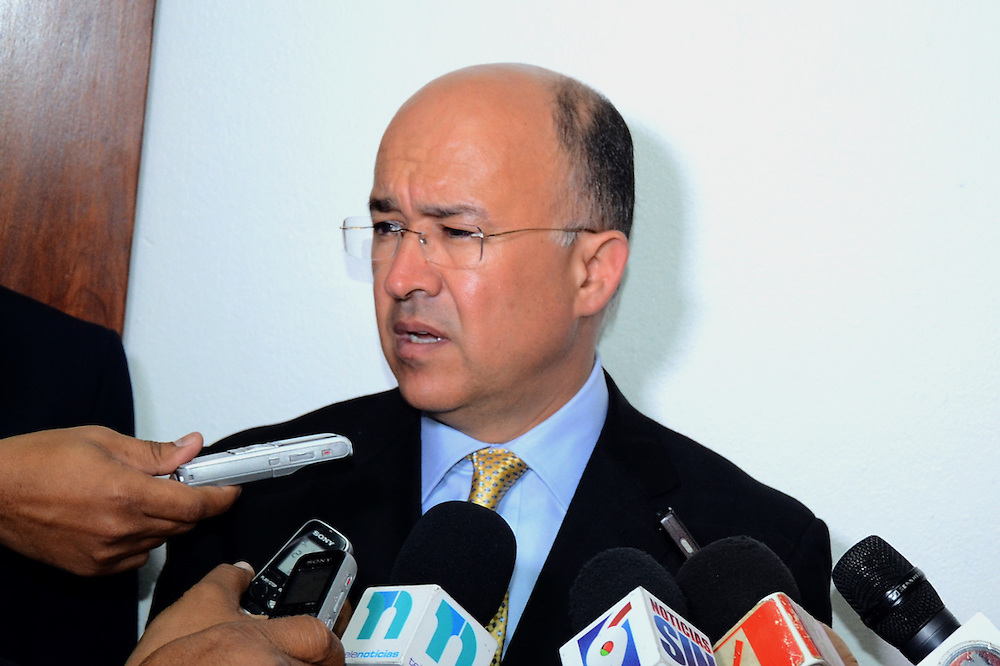 Domínguez Brito se reúne con autoridades de Espaillat para erradicar violencia