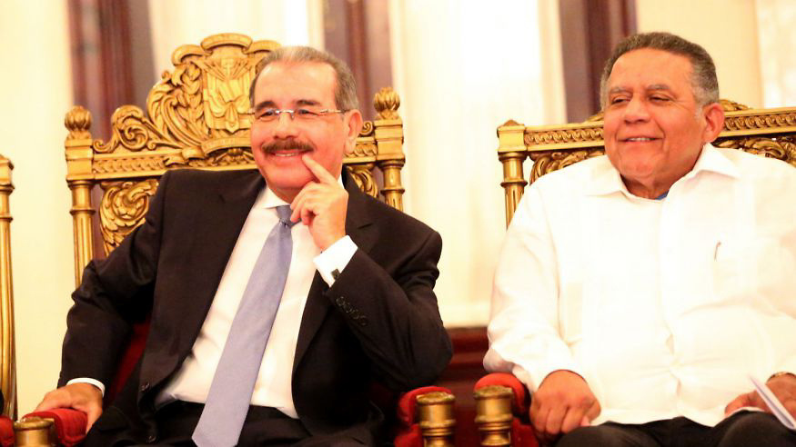 Danilo resalta aportes de Juan Bolívar Díaz y equipo de Uno + Uno