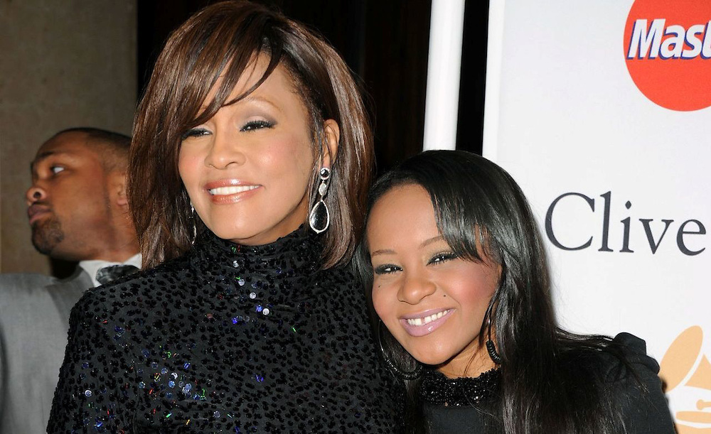 Bobbi Kristina, la hija de Whitney Houston, con escasas esperanzas de vida
