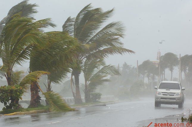 Por inundaciones y lluvias, 405 personas han sido evacuadas por las autoridades