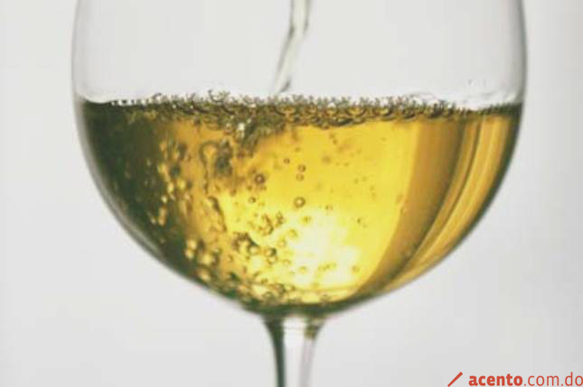 Anuncian una agradable noche de “Vinos, quesos y más”