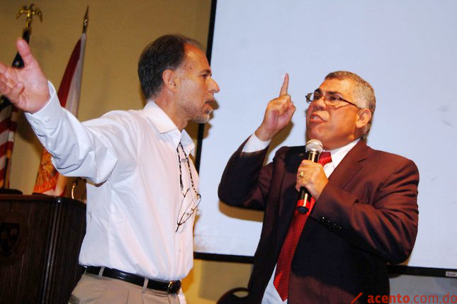 Cónsul en Miami niega incidentara acto presidenta CDP reitera denuncia