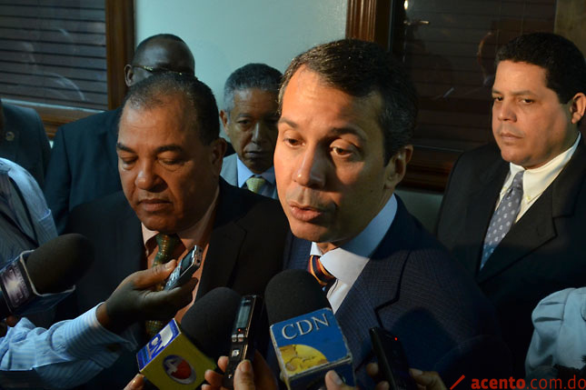 Orlando Jorge Mera entiende que las bases son la solución de la crisis del PRD