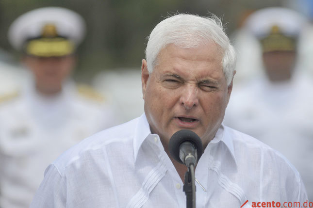Wall Street Journal se la canta a Martinelli: Dice es ilegal postular a la esposa a la vicepresidencia