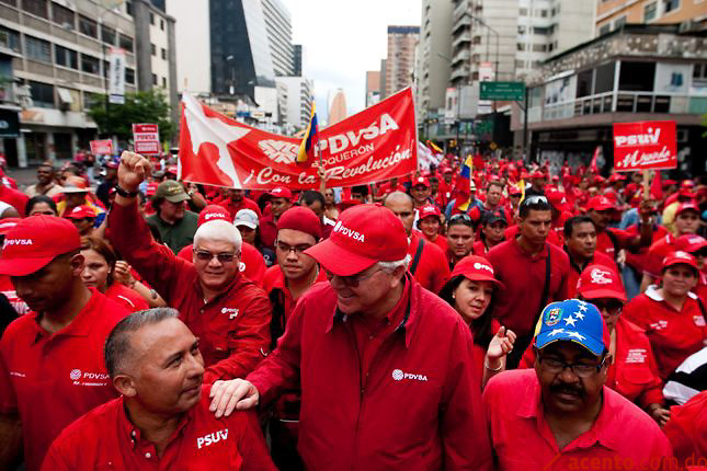 Dibujos animados, polémica, reguetón y anuncios avivan campaña venezolana