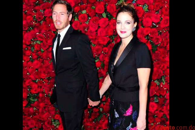 La famosa actriz de Hollywood, Drew Barrymore se casa por tercera vez
