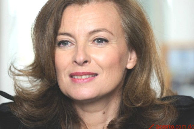 La novia del presidente francés se comporta como una adolescente celosa