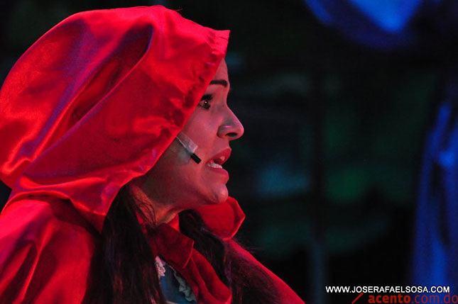 La Caperucita Roja en el Bosque Encantado