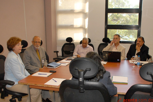 Plan Nacional de Alfabetización comienza a dar sus primeros pasos
