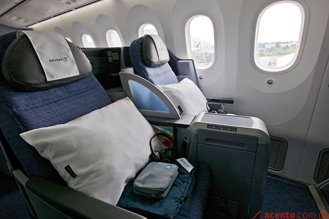 United Airlines recibe su primer 787 Dreamliner