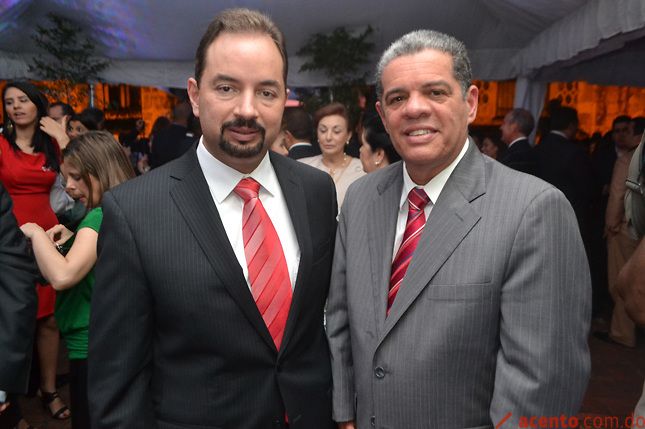 Claro celebra misa de acción de gracias por aniversario