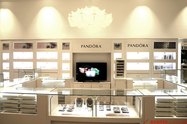 Inauguran boutique Pandora Jewerly en Ágora Mall