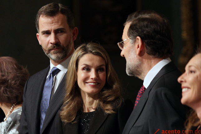 La princesa Letizia repite modelo en la cena tras la coronación de Holanda