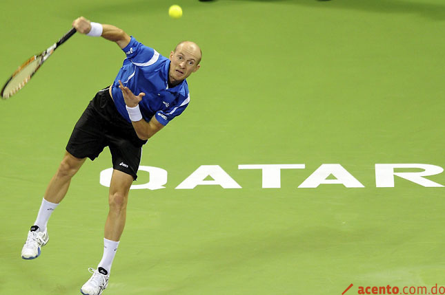 Davydenko elimina a Ferrer y regresa a la final de Doha