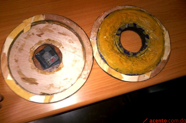DNCD intercepta reloj de pared lleno cocaína enviarían a Nigeria por correo