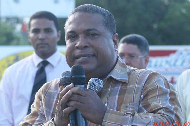 Federación Dominicana de Béisbol anuncia programa para 2013