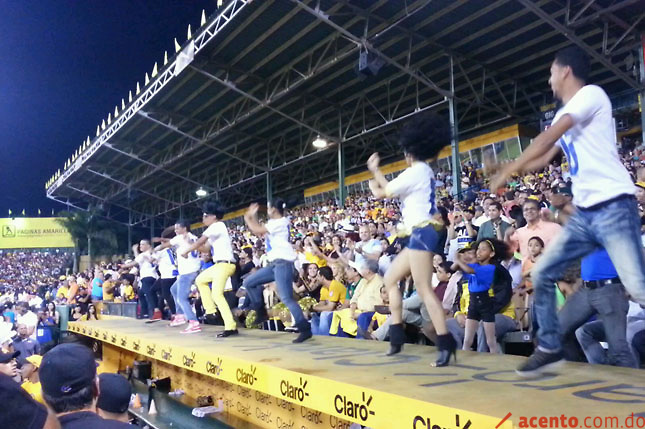 Samsung sorprende Estadio Cibao al convertirlo en pista de baile