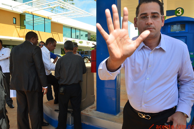 Ministerio Público cierra estación de Gasolina ECO