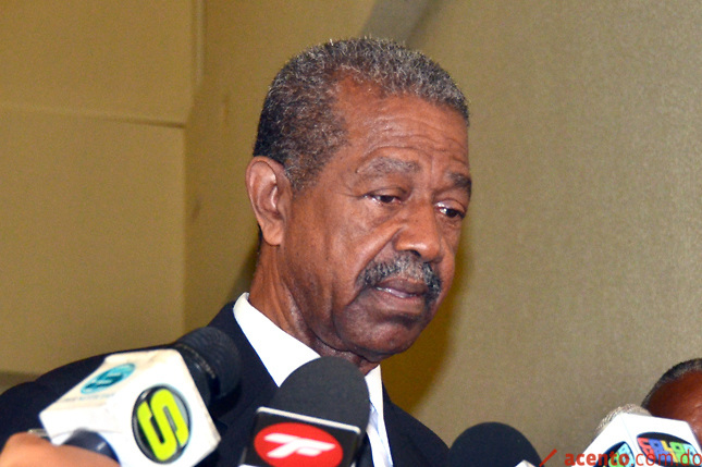 Director IDECOOP demanda a Marino Zapete por supuesta difamación