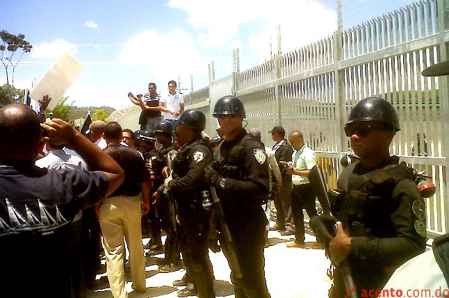 Productores agropecuarios protestan contra la Barrick y apoyan al Gobierno